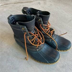 Navy blue gorgeous LL Bean Duck Boots